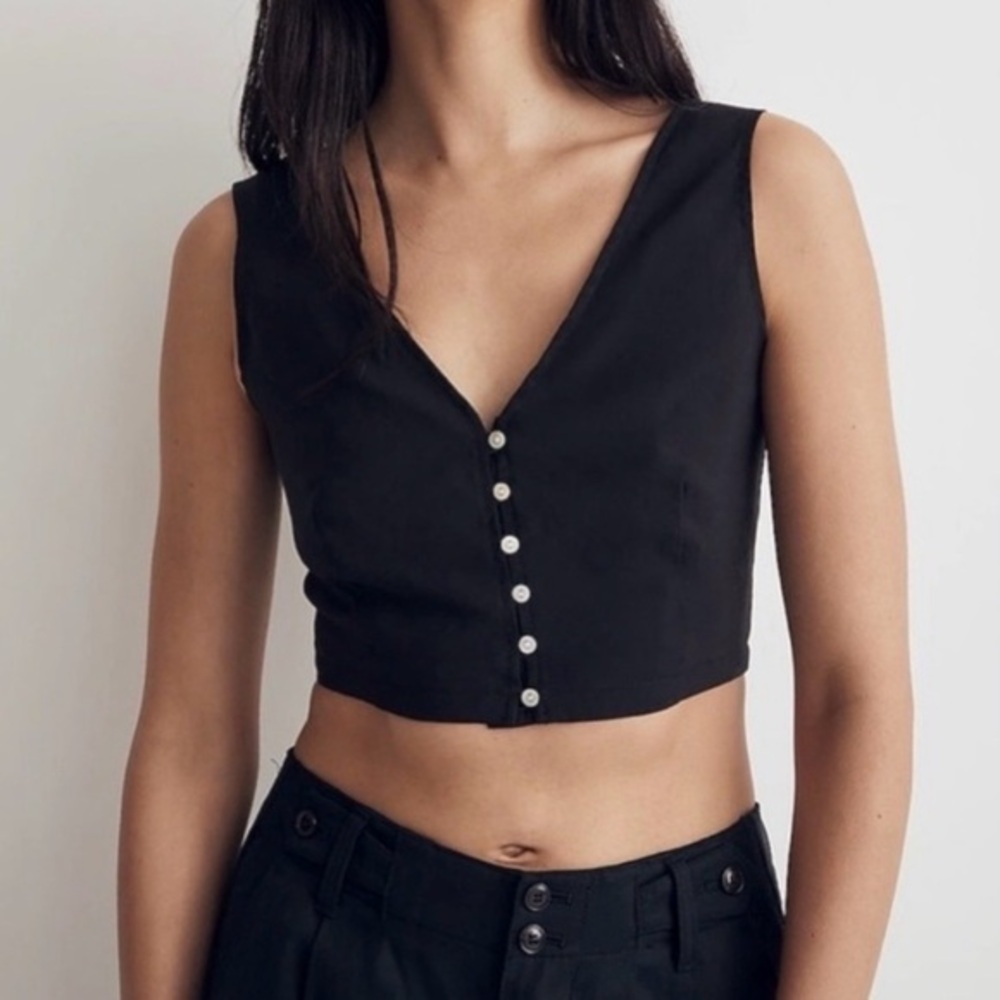 Madewell Black Gwen Softdrape Crop Button Front Smocked Back Vest Top Size 10